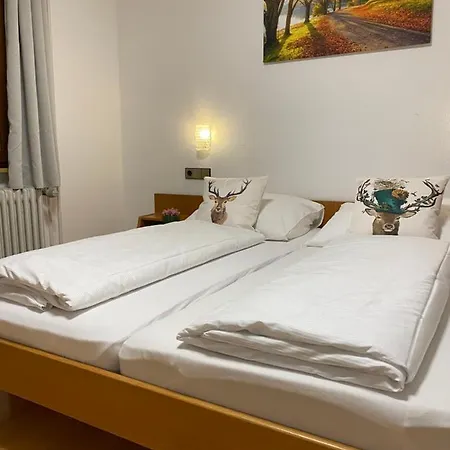 Roessle Bed & Breakfast Hornberg