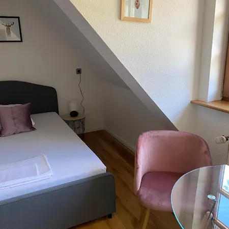 Roessle 3* جوتاخ