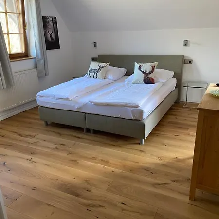 Roessle Bed & Breakfast